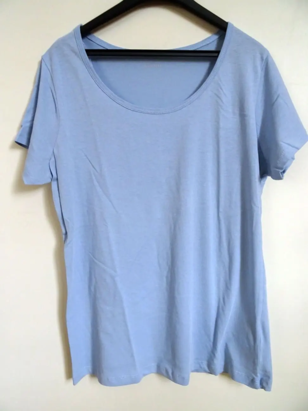 T-Shirt Bleu Clair U seconde main