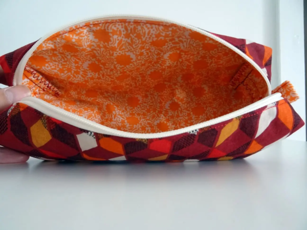 Trousse rétro bordeaux 70's cadeau école prénom brodé 3