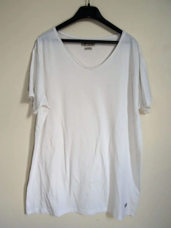 T-shirt blanc homme seconde main