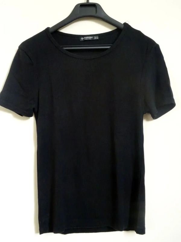 T-Shirt Noir Stradivarius Basique Seconde Main