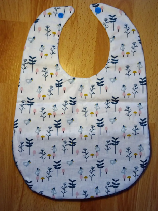 Bavoir bleu éponge petits oiseaux cadeau de naissance 2