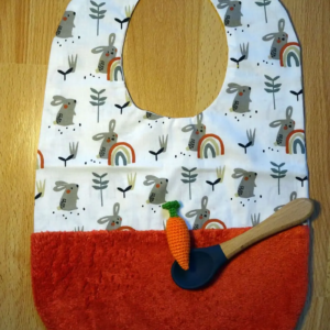 Bavoir orange éponge bambou lapin cadeau de naissance