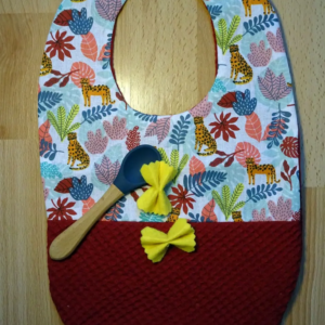 Bavoir rouge nid d'abeille Jungle cadeau de naissance