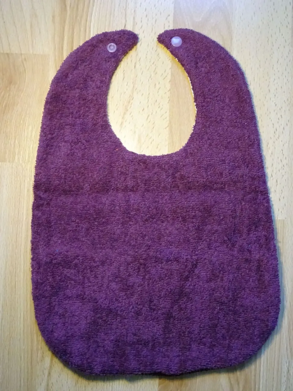 Bavoir violet éponge petits oiseaux cadeau de naissance 2