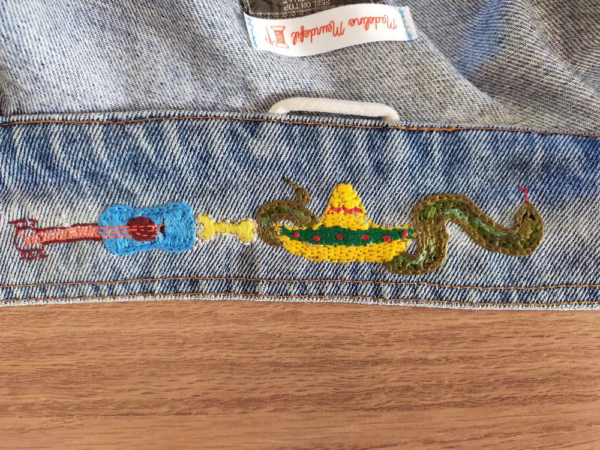 Col Brodé mexicain sombrero serpent guirare veste jean