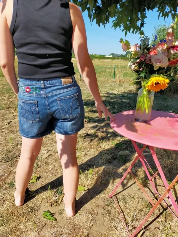 Short Jeans Brodé Fleuri Estival Slow Fashion Broderie Main Seconde main
