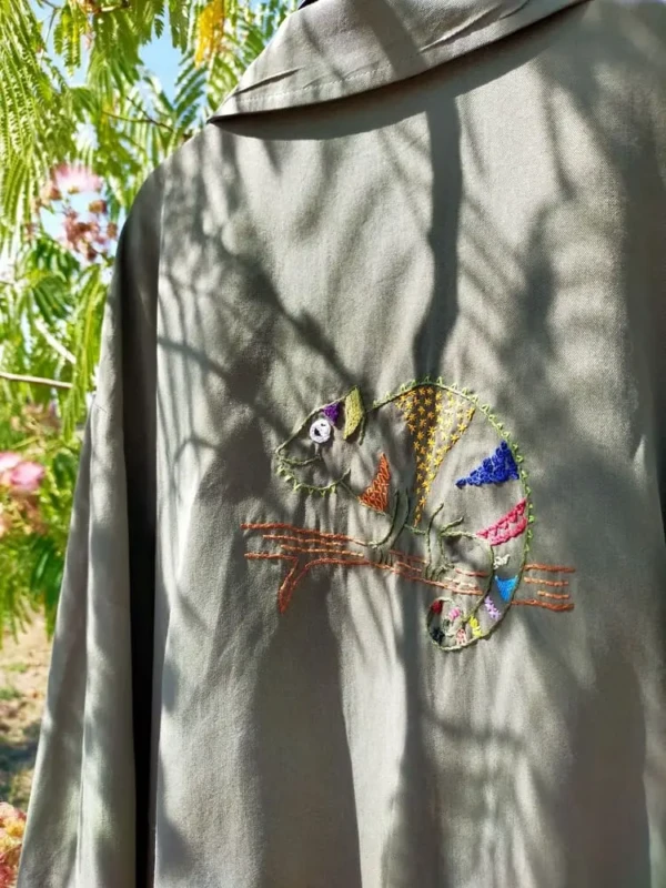 Veste Kaki Bombers Originale Caméléon Broderie Main Artisanale Slow Fashion 10