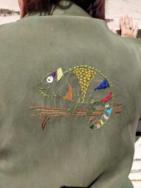 Veste Kaki Bombers Originale Caméléon Broderie Main Artisanale Slow Fashion 2