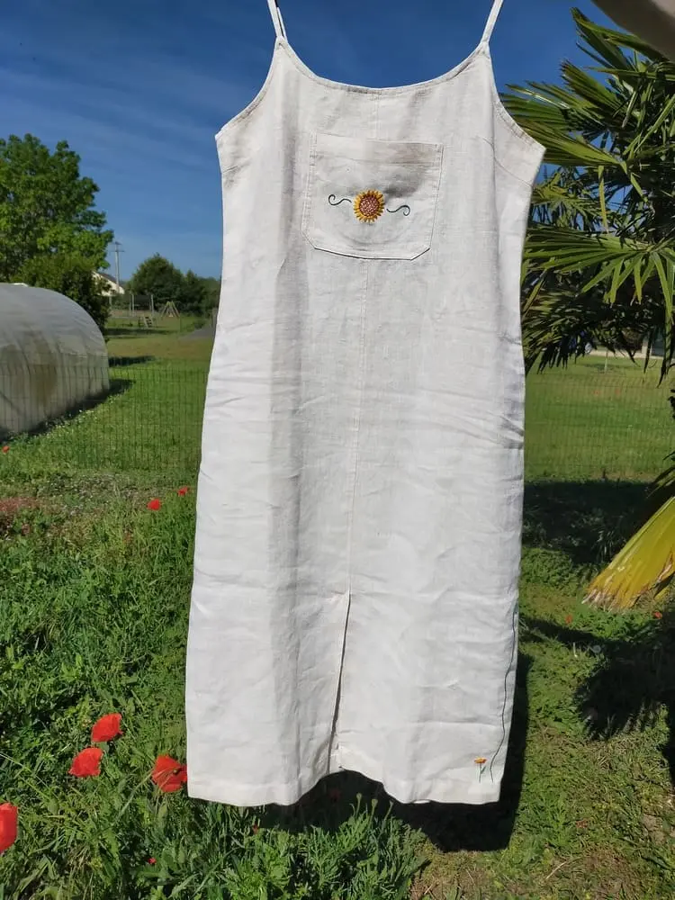 Robe tournesol Lin Vintage Seconde main Broderie Estival